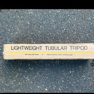 NIB - Tripod lightweight tubular
